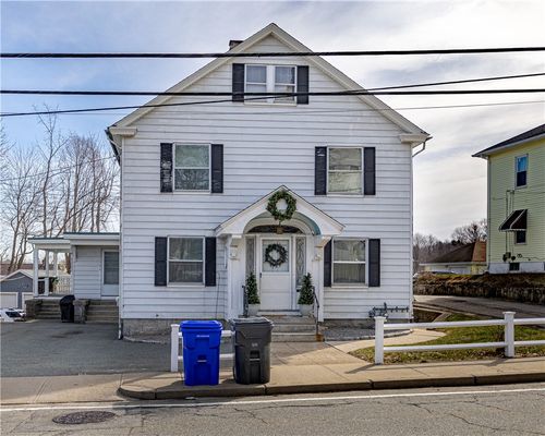 1018 Main Street, West Warwick, RI, 02893 | Card Image