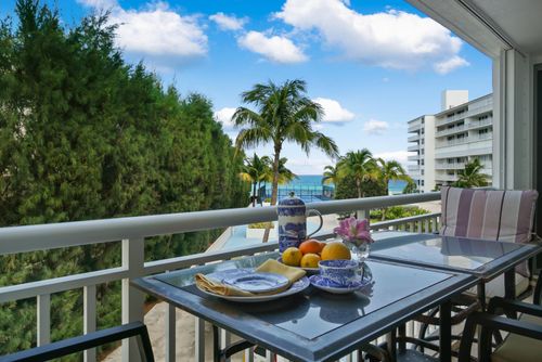 420-3546 S Ocean Blvd, South Palm Beach, FL, 33480-5739 | Card Image