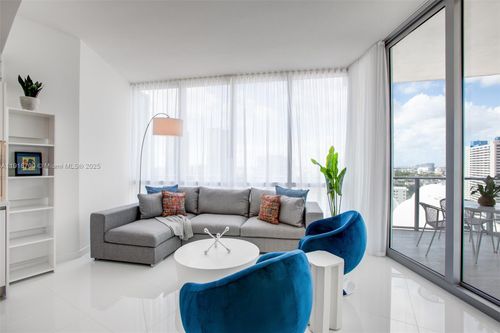 unit-1810-851 Ne 1st Ave, Miami, FL, 33132-1842 | Card Image