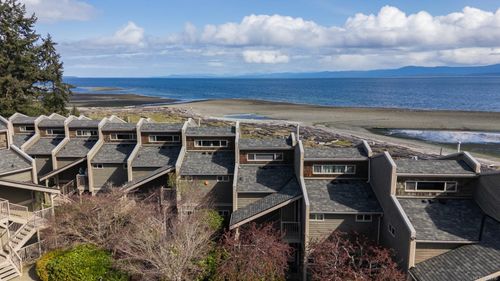 220-3295 Island Hwy W, Qualicum Beach, BC, V9K2C6 | Card Image