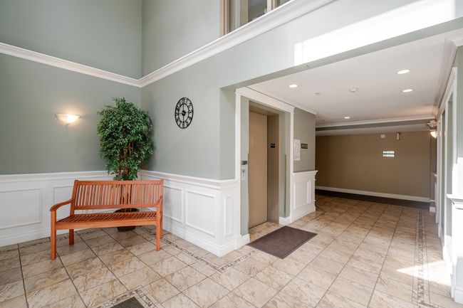 109 - 2581 Langdon St, Condo with 2 bedrooms, 2 bathrooms and 1 parking in Abbotsford BC | Image 4
