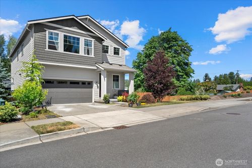 2002 106th Ave Se, Lake Stevens, WA, 98258-5677 | Card Image