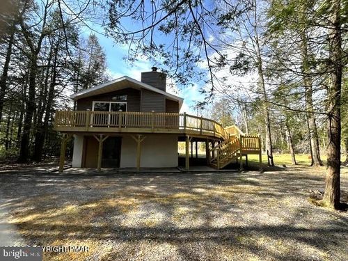 1187 Carriage Ln, Tobyhanna, PA, 18466-8279 | Card Image