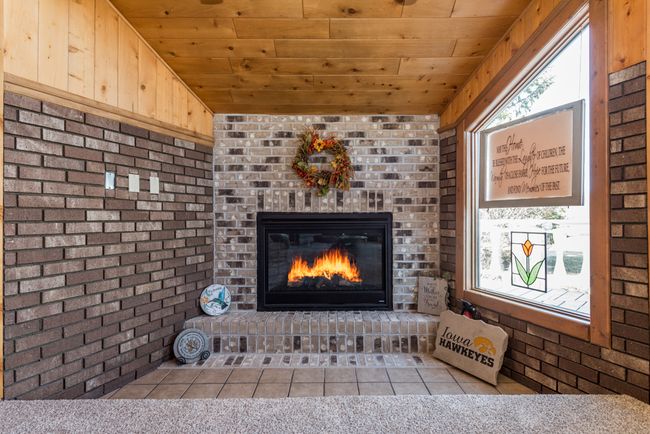 43388 N Oakcrest Ln, House other with 3 bedrooms, 2 bathrooms and 3 parking in Zion IL | Image 13