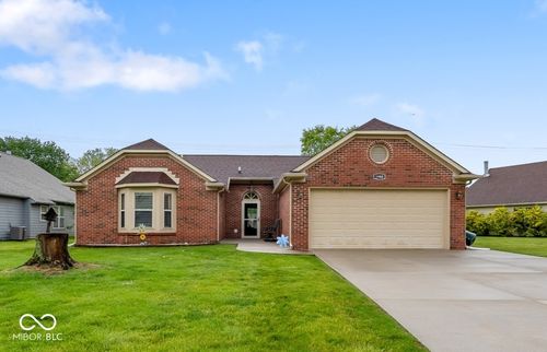 1980 Crystal Bay East Dr, Plainfield, IN, 46168-8927 | Card Image