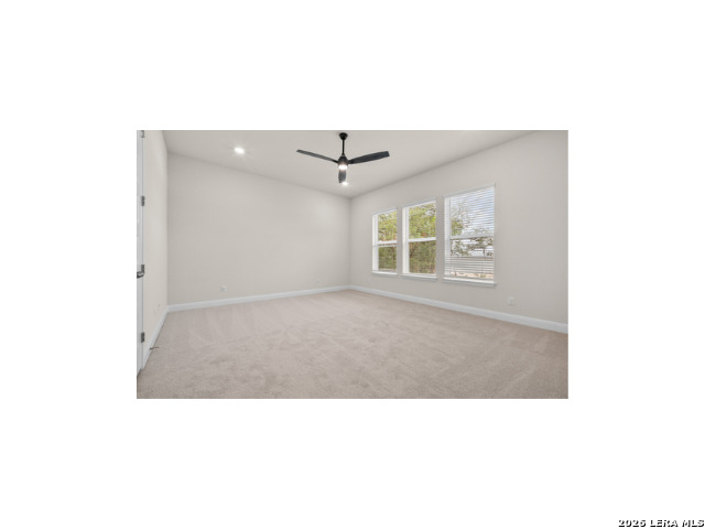 Residential in Universal City 4