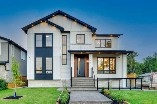 2035 55 Ave Sw, Calgary, AB, T3E1M5 | Card Image