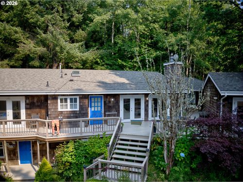 387 Sunset Blvd, Cannon Beach, OR, 97110-3218 | Card Image