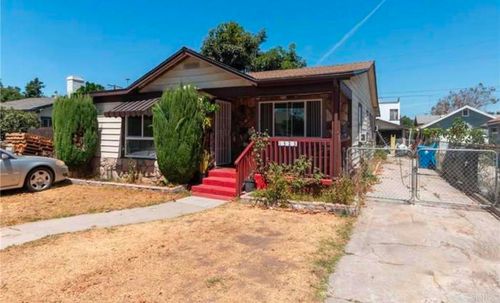 1321 W 60th, Los Angeles, CA, 90044 | Card Image