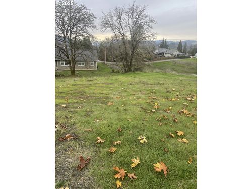 0 Se Apple St, Oakland, OR, 97462 | Card Image