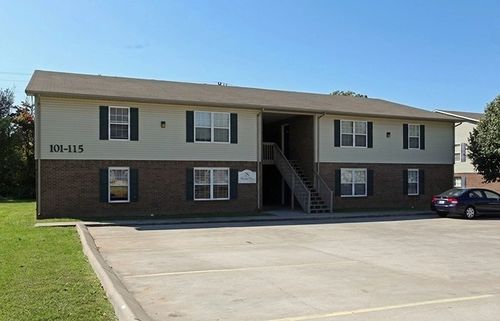 100 Mandarin Dr, Oak Grove, KY, 42262 | Card Image