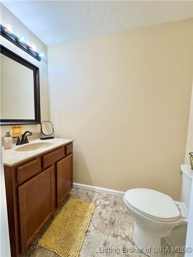 1/2 Bath | Image 68