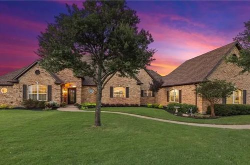 13507 Friendship Rd, Pilot Point, TX, 76258-7637 | Card Image