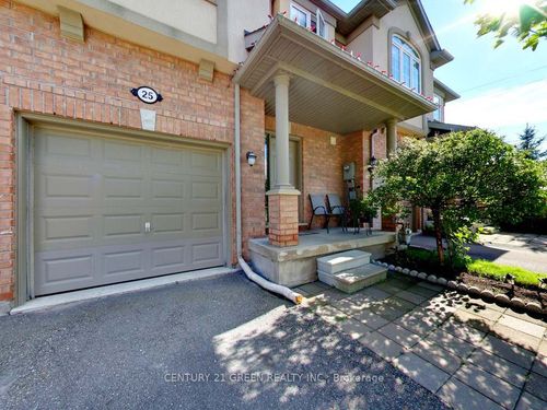 25-71 Puccini Dr, Richmond Hill, ON, L4E4X8 | Card Image