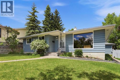 908 30 Avenue Nw, Calgary, AB, T2K0A1 | Card Image