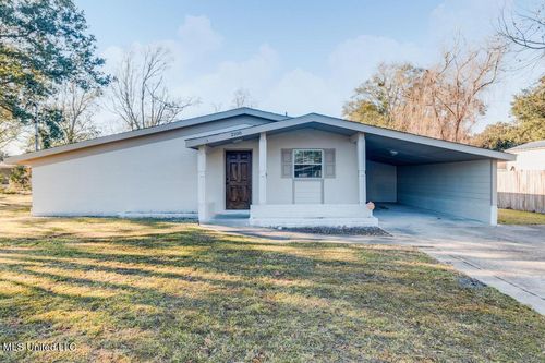 2108 Glendale St, Pascagoula, MS, 39567-5954 | Card Image