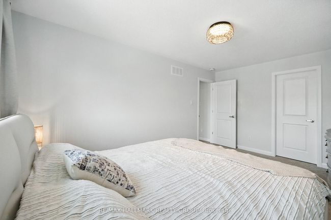 702 Confluence Walk, House attached with 2 bedrooms, 2 bathrooms and 1 parking in Ottawa ON | Image 21