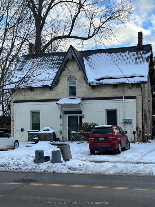 {{alt}} | Card Image