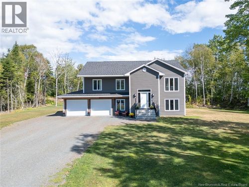 112 Shields St, Douglas, NB, E3G0J8 | Card Image