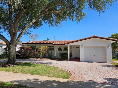 3820 Cleveland Street, HOLLYWOOD, FL, 33021 | Card Image