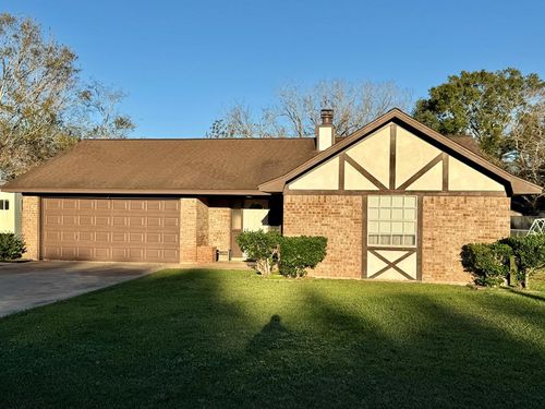 615 Roene Ln, West Columbia, TX, 77486-4049 | Card Image