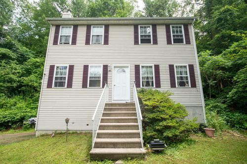 82 Pleasant St, Thomaston, CT, 06787-1627 | Card Image