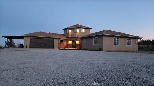 8325 Johnson Rd, Phelan, CA, 92371-8543 | Card Image