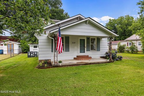 303 N Watauga Ave, Dunn, NC, 28334-3704 | Card Image