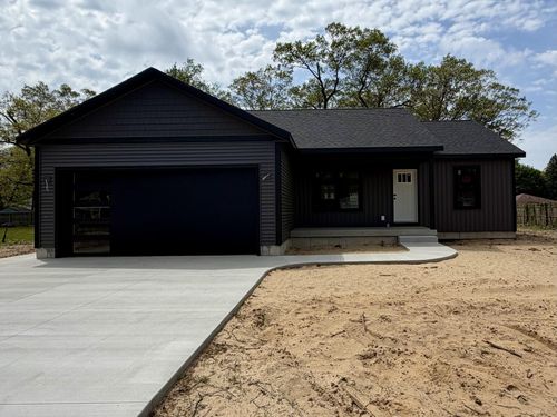 137 S Bock Road, Muskegon, MI, 49442 | Card Image