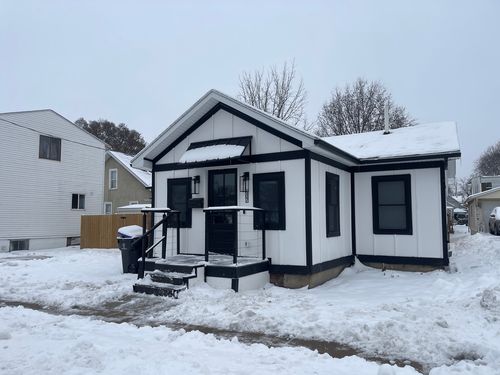 607 W Olive St, Bloomington, IL, 61701-5052 | Card Image