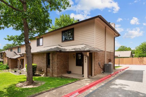 122-101 S Clearday Drive, Austin, TX, 78745 | Card Image