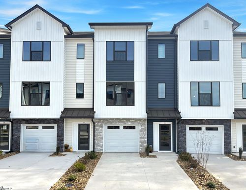 6 Pikewood Dr, Greenville, SC, 29601 | Card Image