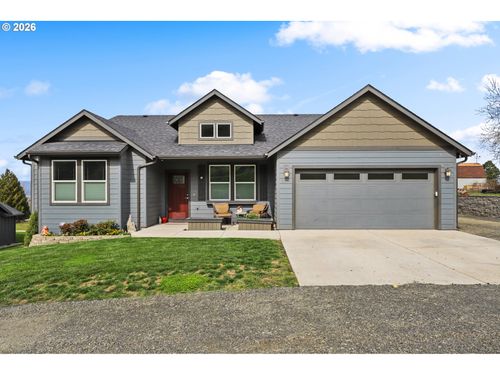 2549 E 18th St, TheDalles, OR, 97058 | Card Image