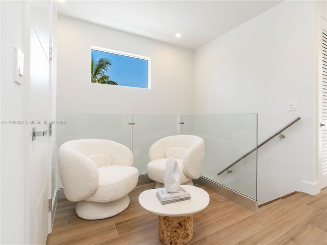 734 14 Th Ave, Townhouse with 4 bedrooms, 4 bathrooms and null parking in Fort Lauderdale FL | Image 23