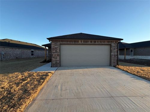 9320 Nw 129th St, Yukon, OK, 73099 | Card Image