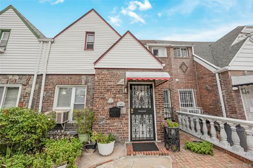 7905 Pitkin Avenue, New York, NY, 11417 | Card Image
