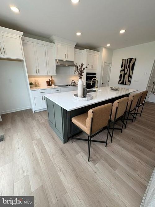 109 Camryn Ct, DOWNINGTOWN, PA, 19335-2080 | Card Image
