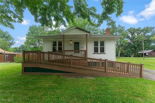 2045 Overland Avenue Ne, Warren, OH, 44483 | Card Image