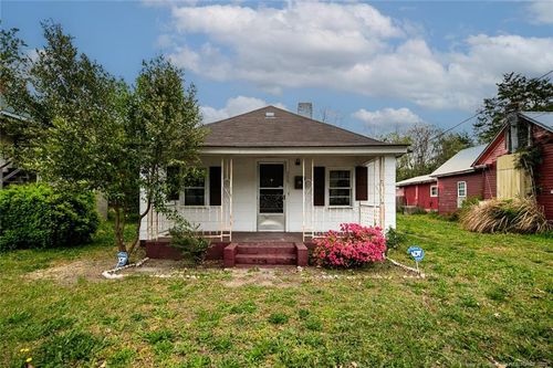 335 S Burlington Dr, Saint Pauls, NC, 28384-1889 | Card Image