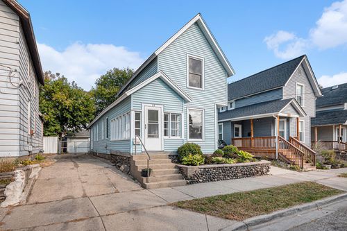 318 Hogadone Ave, Grand Rapids, MI, 49504-6225 | Card Image