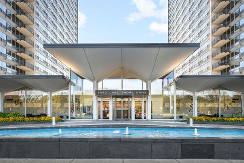 1922-3550 N Lake Shore Dr, Chicago, IL, 60657-1910 | Card Image