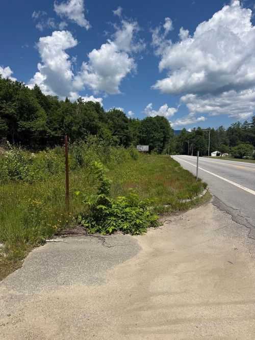 114 Mayhew Tpke, Plymouth, NH, 03264-3017 | Card Image