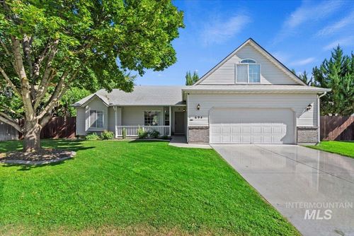 694 E Moonhill St, Kuna, ID, 83634-3506 | Card Image