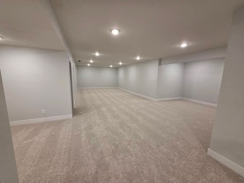 19 Brookstone Cir, Bloomington, IL, 61704-8698 | Card Image