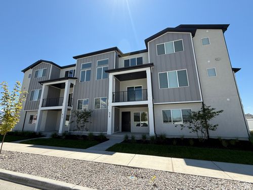 334-829 W 480 S, American Fork, UT, 84003-4609 | Card Image