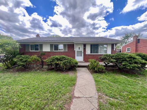 2252 Winston Dr, Sterling Heights, MI, 48310-5839 | Card Image
