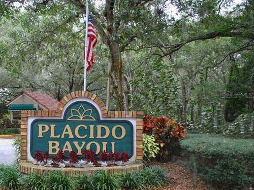 e-500 Santa Cruz Pl Ne, St Petersburg, FL, 33703-3123 | Card Image