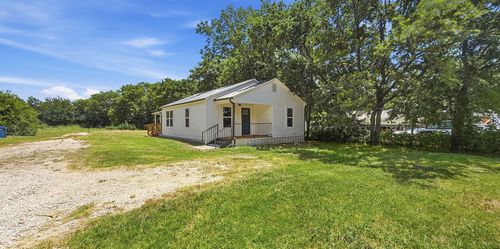 108 N Main St, Sadler, TX, 76264-4152 | Card Image