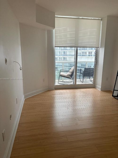 i-9595 Collins Ave, Surfside, FL, 33154-2618 | Card Image