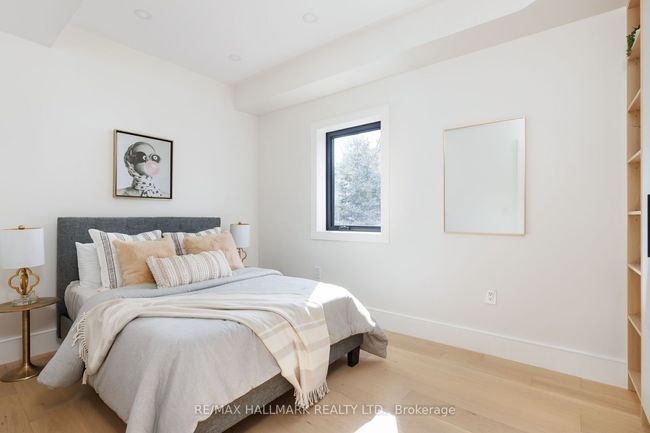 108 Crawford St, House attached with 6 bedrooms, 5 bathrooms and 3 parking in Toronto ON | Image 16